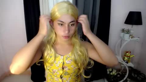 Snapshot of berry_shantal chatting on 5, 4, 2026 berry_shantal online show from 5, 4, 2026