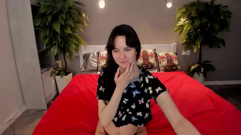 Violette online show from 4, 11, 2025