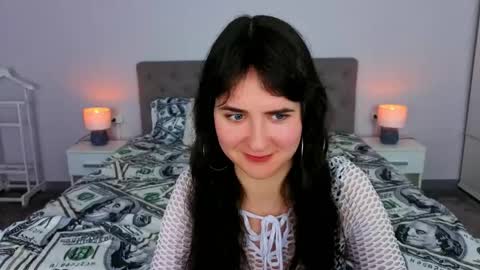 Violette online show from 8, 5, 2026