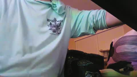 Snapshot of bertowest8 chatting on 20, 10, 2025 bertowest8 online show from 20, 10, 2025