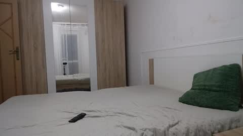 Alex and Victoria online show from 16, 10, 2025