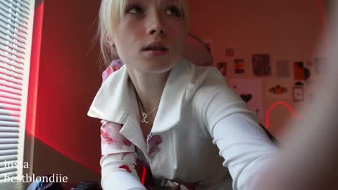 Chloe Next stream on Friday online show from 9, 1, 2025