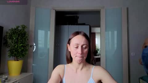 Snapshot of bestgirls2021 chatting on 18, 2, 2026 Hellen and Natali online show from 18, 2, 2026
