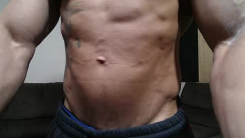 Snapshot of bestmuscle chatting on 2, 6, 2026 bestmuscle online show from 2, 6, 2026