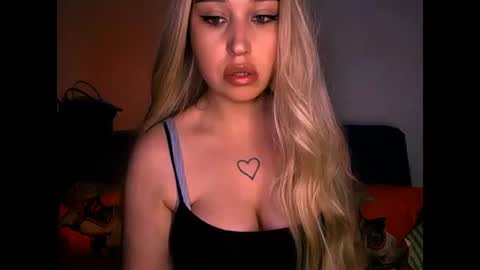 Snapshot of better_than_your_exxx chatting on 15, 9, 2025 Daniela online show from 15, 9, 2025
