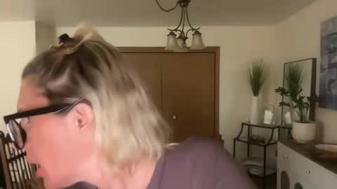 Best Time and Even better Convo online show from 23, 11, 2025