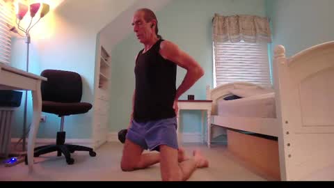 Snapshot of betterwithu2 chatting on 4, 10, 2025 betterwithu2 online show from 4, 10, 2025