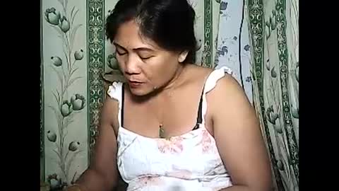 betty_83 online show from 16, 12, 2024
