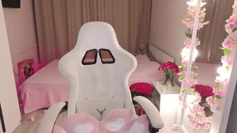 Snapshot of betty__davvis chatting on 25, 10, 2025 Betty online show from 25, 10, 2025