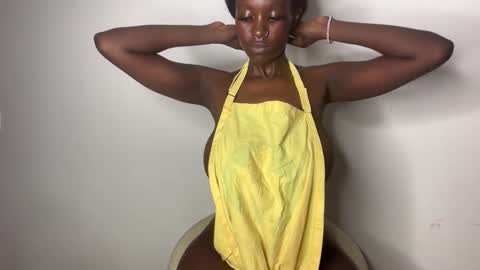 Snapshot of betty_fire_ chatting on 11, 11, 2025 Adah online show from 11, 11, 2025