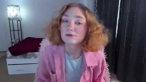 Snapshot of betty_witchy chatting on 21, 9, 2025 Dory make me happier online show from 21, 9, 2025