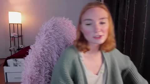 Snapshot of betty_witchy chatting on 9, 10, 2025 Dory make me happier online show from 9, 10, 2025