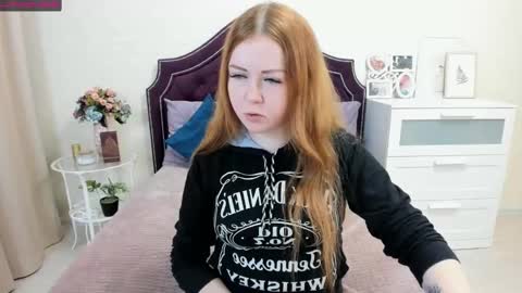 Mila Sweet online show from 21, 2, 2025