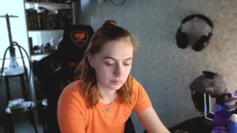 beverly_yay online show from 14, 5, 2026