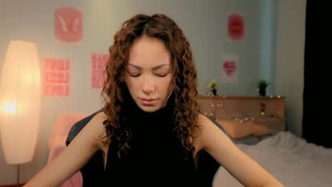 Snapshot of beverlyclub chatting on 22, 3, 2026 Lilly online show from 22, 3, 2026