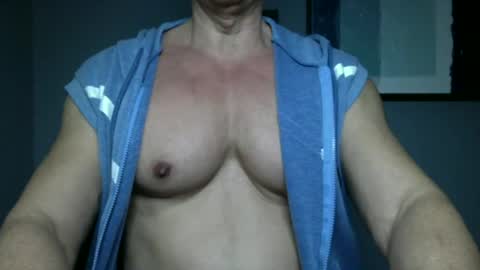 BGDKMUSCLEGUY - SELECTED BY CHATURBATE AS A TOP BROADCASTER FOR 2023 online show from 28, 12, 2024