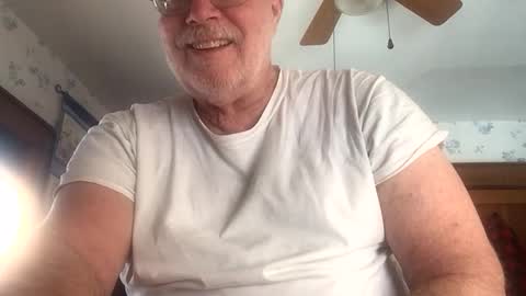 bhsurfer3 online show from 14, 2, 2025