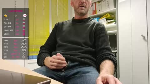 Snapshot of bi_french69 chatting on 4, 11, 2025 My name is David and if you like public exhibitions you wont be disappointed with me LoL - My favorite vibes is 44 online show from 4, 11, 2025