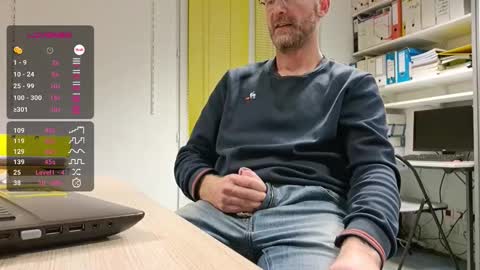 Snapshot of bi_french69 chatting on 1, 12, 2025 My name is David and if you like public exhibitions you wont be disappointed with me LoL - My favorite vibes is 44 online show from 1, 12, 2025