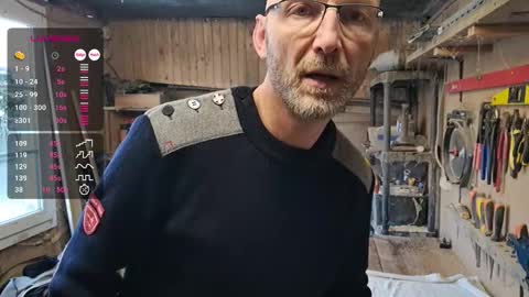 Snapshot of bi_french69 chatting on 7, 1, 2026 My name is David and if you like public exhibitions you wont be disappointed with me LoL - My favorite vibes is 44 online show from 7, 1, 2026