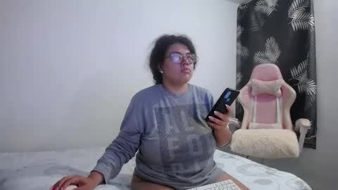 Snapshot of bianca_boobs chatting on 2, 3, 2026 Bianca Tuesday to Sunday from 2am to 6am UTC-5 online show from 2, 3, 2026