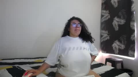 Snapshot of bianca_boobs chatting on 2, 4, 2026 Bianca Tuesday to Sunday from 2am to 6am UTC-5 online show from 2, 4, 2026