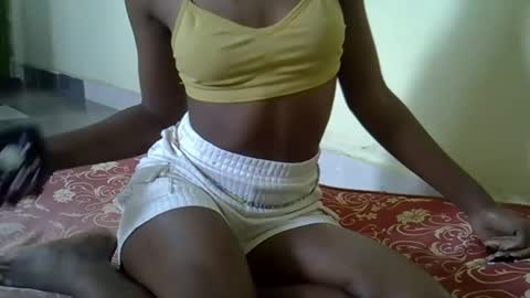 Snapshot of bianca_juicy22 chatting on 4, 2, 2025 Bianca online show from 4, 2, 2025