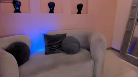 Bianca Pierce online show from 24, 6, 2026