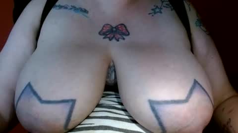 Snapshot of bianka_star_ chatting on 16, 12, 2025 bianca online show from 16, 12, 2025