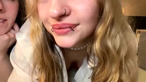 Snapshot of bibaby_ellie_ chatting on 20, 3, 2026 Ellie online show from 20, 3, 2026