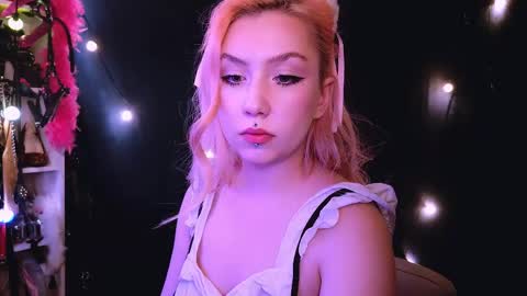 Snapshot of bibi_iva chatting on 8, 4, 2026 bibi_iva online show from 8, 4, 2026