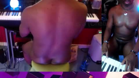 Snapshot of bicepsandfrot chatting on 15, 2, 2026 BicepsandFrot online show from 15, 2, 2026