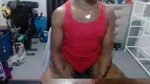 Snapshot of bicepsandfrot chatting on 11, 3, 2026 BicepsandFrot online show from 11, 3, 2026