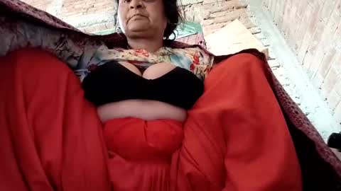 Mona online show from 25, 1, 2025