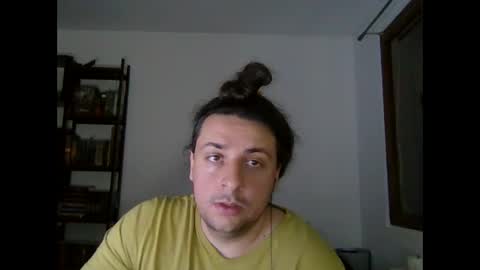 Snapshot of bicuriousguy1993 chatting on 8, 2, 2025 BiCuriousGuy online show from 8, 2, 2025