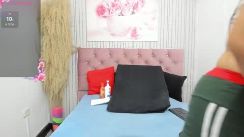 big_ass_18x online show from 25, 2, 2026