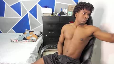 Snapshot of big_black11 chatting on 15, 11, 2025 big_black11 online show from 15, 11, 2025