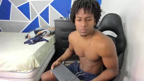 Snapshot of big_black11 chatting on 4, 12, 2025 big_black11 online show from 4, 12, 2025