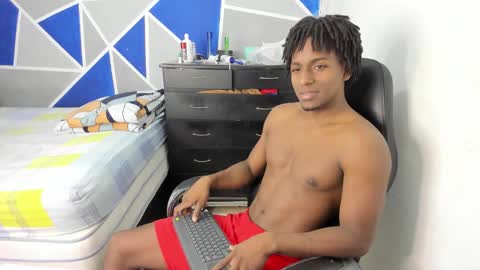 Snapshot of big_black11 chatting on 21, 12, 2025 big_black11 online show from 21, 12, 2025