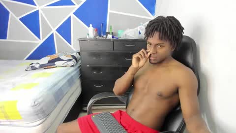 Snapshot of big_black11 chatting on 22, 12, 2025 big_black11 online show from 22, 12, 2025