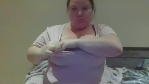 Snapshot of big_boob132 chatting on 17, 10, 2025 big_boob132 online show from 17, 10, 2025