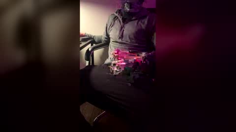 Snapshot of big_daddy_500088 chatting on 12, 4, 2026 big_daddy_500088 online show from 12, 4, 2026