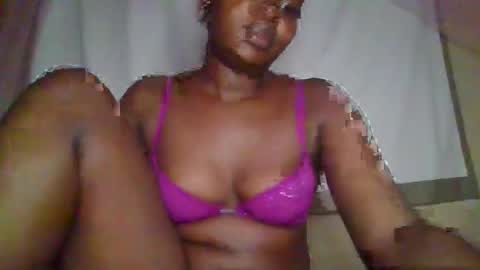 Snapshot of big_diva chatting on 12, 3, 2025 big_diva online show from 12, 3, 2025