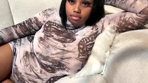 Snapshot of big_lavish chatting on 4, 1, 2025 Big Lavish online show from 4, 1, 2025