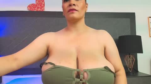 Tell me Sophia  online show from 27, 12, 2024