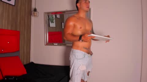 Snapshot of big_tylerr chatting on 3, 10, 2025 Tylerr online show from 3, 10, 2025