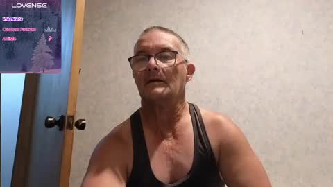 Snapshot of bigballnz chatting on 15, 1, 2025 mark online show from 15, 1, 2025