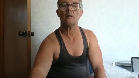 Snapshot of bigballnz chatting on 2, 3, 2025 mark online show from 2, 3, 2025