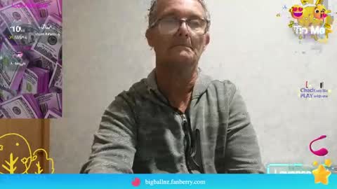 Snapshot of bigballnz chatting on 7, 3, 2025 mark online show from 7, 3, 2025