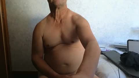 Snapshot of bigballnz chatting on 9, 3, 2025 mark online show from 9, 3, 2025